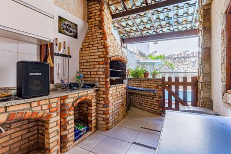 Casa à venda com 380m², 4 quartos e 2 vagasFoto 19