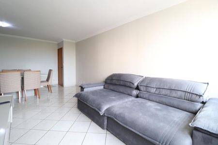 Sala de apartamento para alugar com 3 quartos, 90m² em Centro, Uberlândia