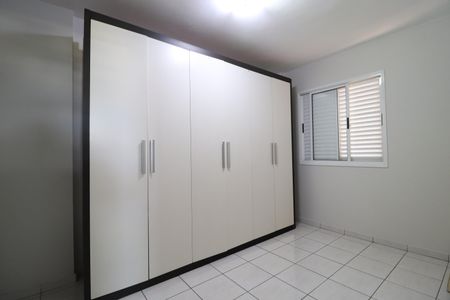 Quarto 1  de apartamento para alugar com 3 quartos, 90m² em Centro, Uberlândia