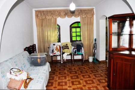 Casa para alugar com 145m², 4 quartos e 1 vaga Casa para alugar com 145m², 4 quartos e 1 vagaDetalhe - Sala