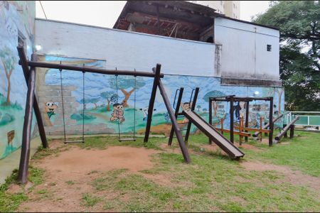 Apartamento para alugar com 64m², 3 quartos e 1 vaga Apartamento para alugar com 64m², 3 quartos e 1 vagaÁrea comum - Playground