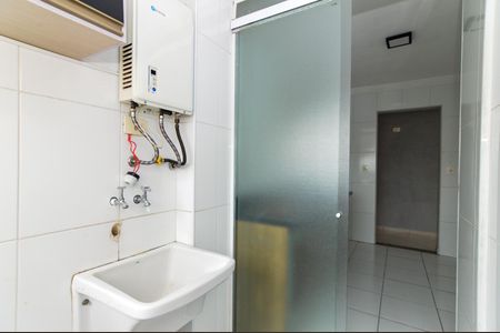 Apartamento para alugar com 64m², 3 quartos e 1 vagaÁrea de Serviço