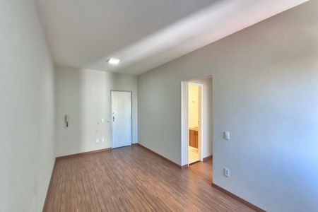 Apartamento para alugar com 34m², 1 quarto e sem vaga Apartamento para alugar com 34m², 1 quarto e sem vagaSala / Quarto