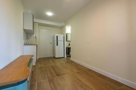 Sala/Cozinha de apartamento para alugar com 1 quarto, 28m² em Pinheiros, São Paulo