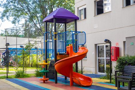 Studio para alugar com 26m², 1 quarto e sem vaga Studio para alugar com 26m², 1 quarto e sem vagaÁrea comum - Playground