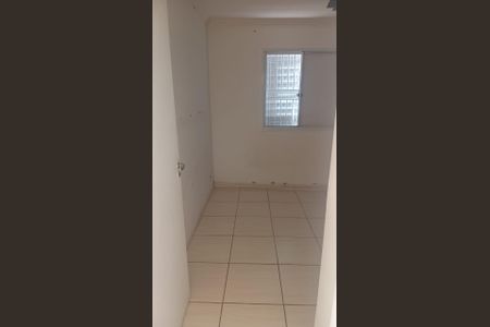 Quarto de apartamento à venda com 2 quartos, 49m² em Metalúrgicos, Osasco