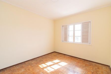 Casa para alugar com 165m², 3 quartos e 2 vagasSuíte