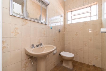 Casa para alugar com 165m², 3 quartos e 2 vagasBanheiro 2