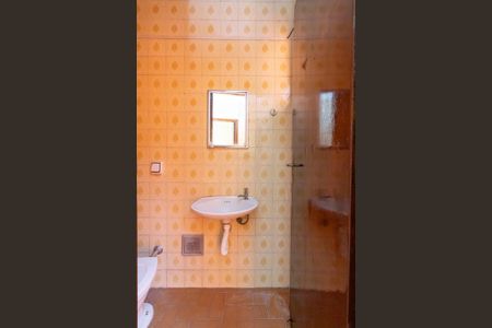 Casa para alugar com 165m², 3 quartos e 2 vagasBanheiro 3