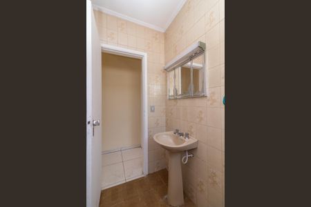 Casa para alugar com 165m², 3 quartos e 2 vagasBanheiro 2