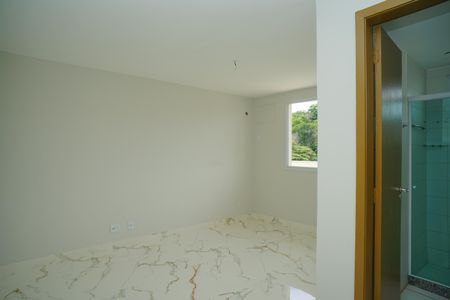 Apartamento à venda com 124m², 2 quartos e 2 vagasSuíte