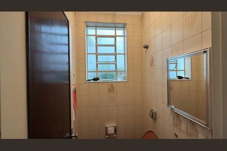 Casa à venda com 198m², 3 quartos e 2 vagasLavabo