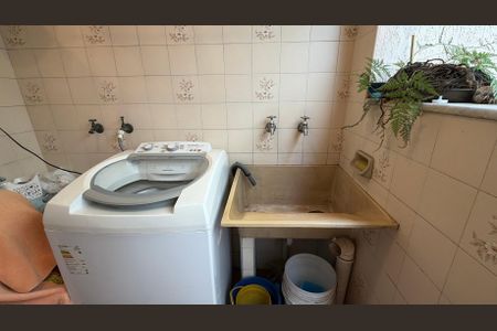 Casa à venda com 198m², 3 quartos e 2 vagasÁrea de Serviço