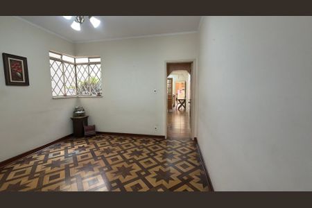 Casa à venda com 198m², 3 quartos e 2 vagasSala 2