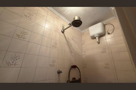 Casa à venda com 198m², 3 quartos e 2 vagasBanheiro de serviço