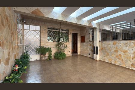 Casa à venda com 198m², 3 quartos e 2 vagasGaragem