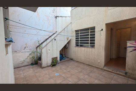 Casa à venda com 198m², 3 quartos e 2 vagasQuintal