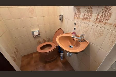 Casa à venda com 198m², 3 quartos e 2 vagasLavabo