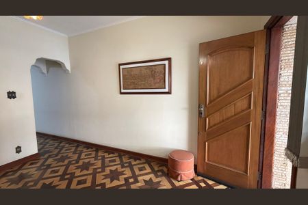 Casa à venda com 198m², 3 quartos e 2 vagasSala
