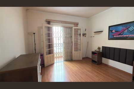 Casa à venda com 198m², 3 quartos e 2 vagasQuarto 3