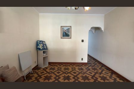 Casa à venda com 198m², 3 quartos e 2 vagasSala