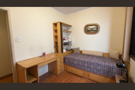Casa à venda com 198m², 3 quartos e 2 vagasQuarto 2