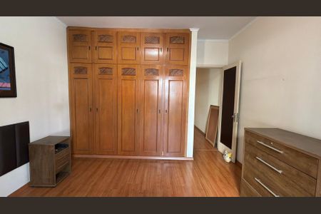 Casa à venda com 198m², 3 quartos e 2 vagasQuarto 3