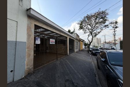 Casa à venda com 198m², 3 quartos e 2 vagasFachada