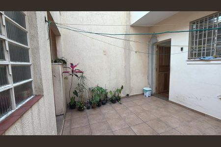 Casa à venda com 198m², 3 quartos e 2 vagasQuintal