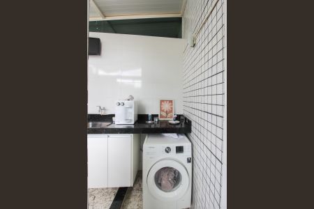 Apartamento à venda com 212m², 3 quartos e 2 vagasÁrea de Serviço