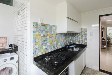 Apartamento à venda com 212m², 3 quartos e 2 vagasCozinha