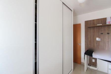 Apartamento à venda com 212m², 3 quartos e 2 vagasQuarto 2