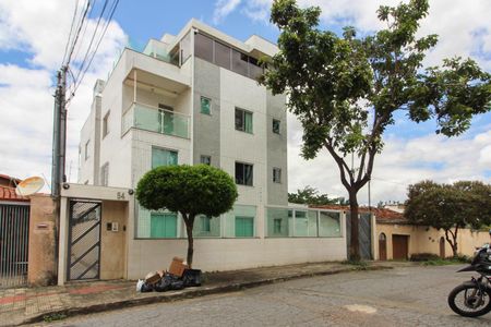 Apartamento à venda com 212m², 3 quartos e 2 vagasFachada