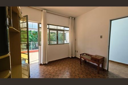 Casa à venda com 5 quartos, 180m² em Jardim Messina, Jundiaí