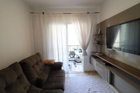 Sala de apartamento à venda com 3 quartos, 65m² em Umuarama, Osasco