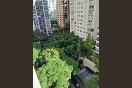 Vista da janela de apartamento para alugar com 3 quartos, 110m² em Vila Uberabinha, São Paulo