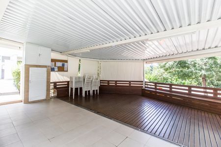 Casa de condomínio à venda com 450m², 3 quartos e 4 vagasÁrea comum - Salão de festas