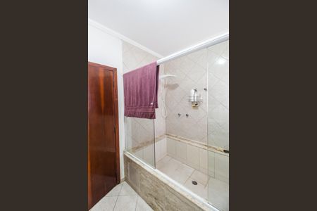 Casa de condomínio à venda com 450m², 3 quartos e 4 vagasBanheiro da Suíte