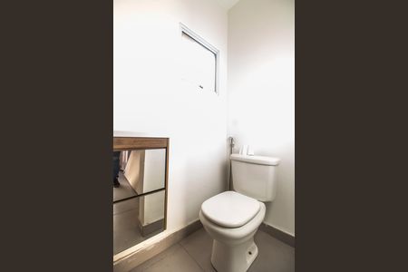 Casa de condomínio à venda com 450m², 3 quartos e 4 vagasBanheiro da Suíte