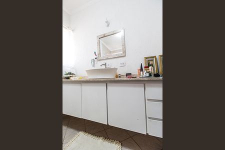 Casa de condomínio à venda com 450m², 3 quartos e 4 vagasBanheiro da Suíte