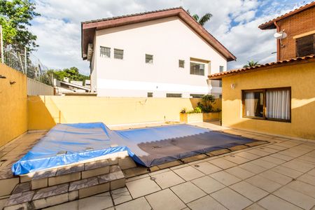 Casa de condomínio à venda com 450m², 3 quartos e 4 vagasPiscina