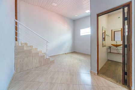 Casa para alugar com 60m², 1 quarto e sem vaga Casa para alugar com 60m², 1 quarto e sem vagaSala