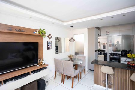 Sala de casa à venda com 2 quartos, 60m² em Jardim Miriam, São Paulo