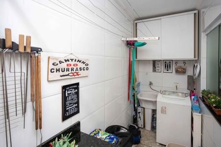 Casa à venda com 60m², 2 quartos e 1 vagaÁrea de Serviço