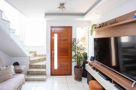 Casa à venda com 60m², 2 quartos e 1 vagaSala