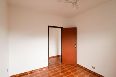 Quarto 1 de casa para alugar com 2 quartos, 50m² em Vila Diva, São Paulo