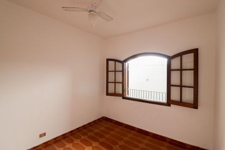 Casa para alugar com 50m², 2 quartos e 2 vagasQuarto 1
