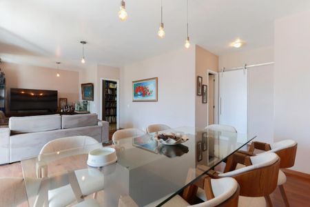 Apartamento para alugar com 147m², 3 quartos e 2 vagas Apartamento para alugar com 147m², 3 quartos e 2 vagasSala