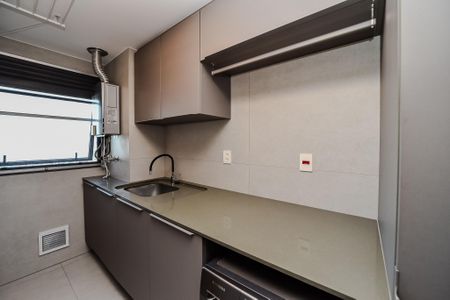 Apartamento à venda com 138m², 3 quartos e 3 vagas Apartamento à venda com 138m², 3 quartos e 3 vagasÁrea de Serviço