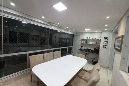 Apartamento à venda com 89m², 3 quartos e 2 vagasVaranda